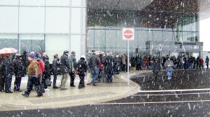 People lining up in the snow to tour new Niagara, Ontario hospital. Photo by Doug Draper