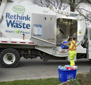 recycling-truck-pickup