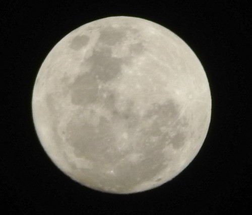 Photo of "supermoon" shared by Niagara, Ontario resident Linda McKellar. 
