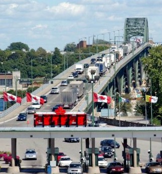 peace-bridge-border-crossing-545x365